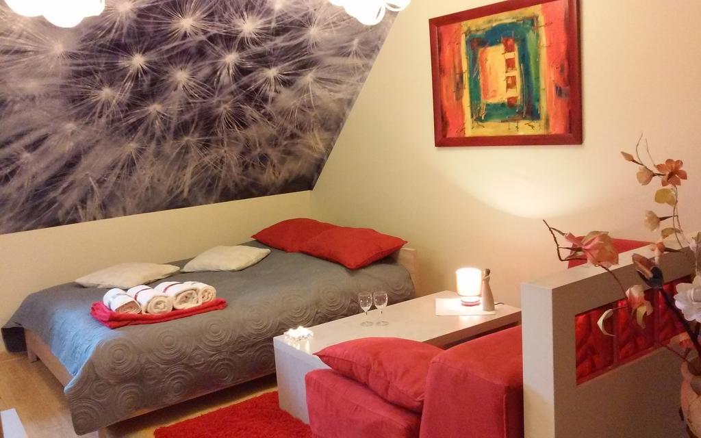 Apartment 28 Rubinowy Pod Aniolem คาชิเมียร์ซ ดอลนี ภายนอก รูปภาพ